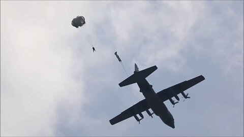 Paratroopers Jump into Jungle Training at Tradewinds 22