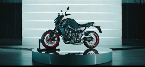 YAMAHA MT 09- revolution of the icon