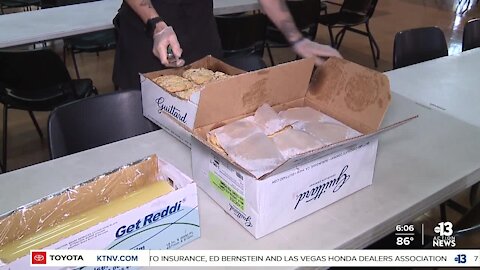 Crumbl Cookies donating cookies to Las Vegas non-profit