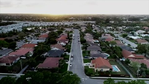 Soaring mortgage rates hit 22-year high