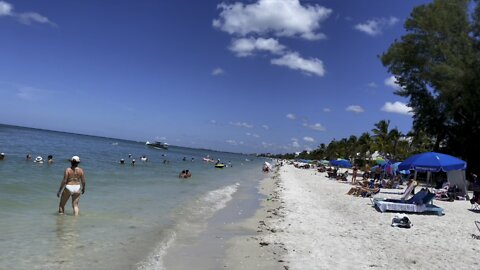 Beautiful Beach Day In Paradise (Full Widescreen Version) 4K