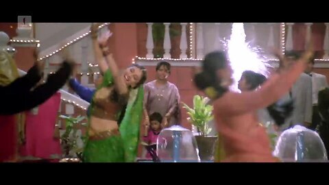 Most lovely viral song with heartthrob dance"Madhuri".