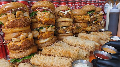 Homemade whole prawn burger, chili chicken burger - Korean street food | ASMR