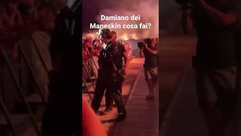 Damiano dei Maneskin cosa fai?