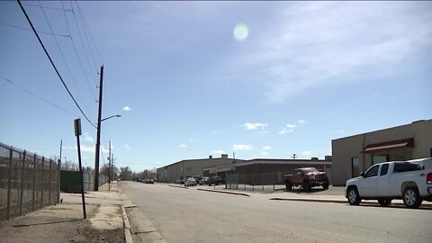 City crews help clean up south Denver street plagued with RV, trash problems