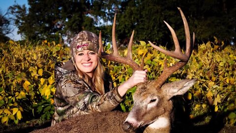 First Buck with a Bow - Bowhunting Whitetails