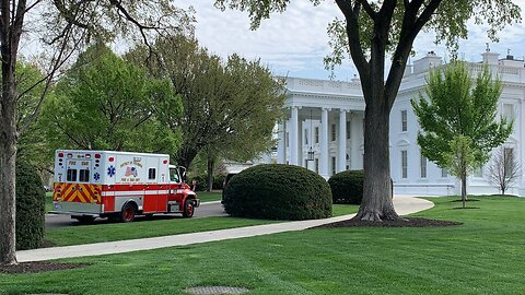 Medical Emergency At White House - Medics Rush In