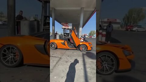 McLaren Down #shorts #cars #catokvideo #cleancar #cartok #supercars #Lamborghini