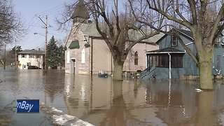 People take shelter after widespread flooding