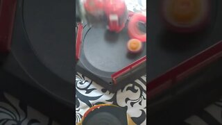 batalha de beyblade longinus vs spriggan (o bey de ataque mais apelão)