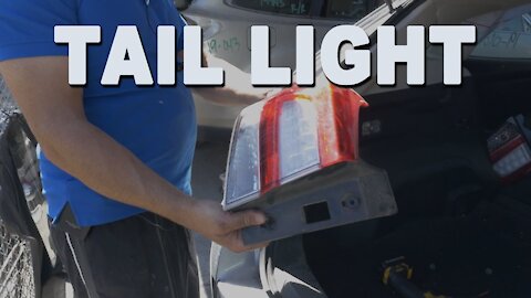 How to Remove a Tail Light - 2017 Subaru Impreza