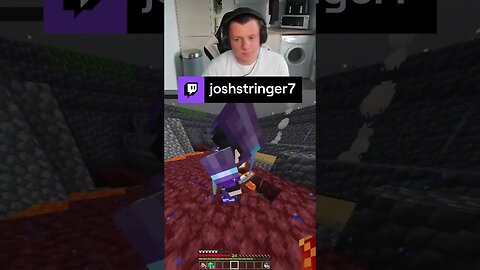 We need more lava 😱😂#5tringer #minecraft #minecraftpocketedition #twitch #shorts