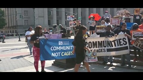 The #communitiesnotcages Rally at Foley Square hosted by @CCA_NY