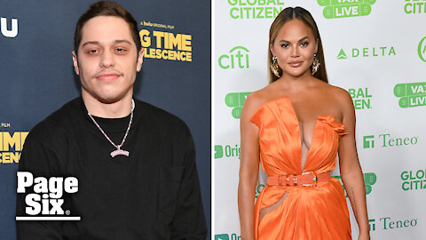 Pete Davidson rips into Chrissy Teigen on 'SNL'