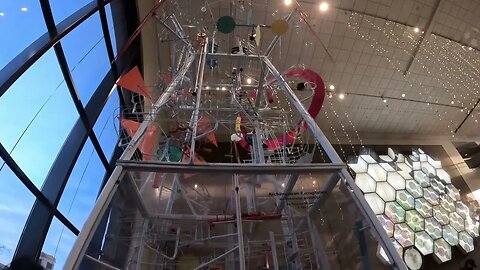 It's Fun And Enjoyable to Watch This Contraption at Museum of Science Boston - 4K Vlog🔬🚉🚅🌎⚡🚆🫎