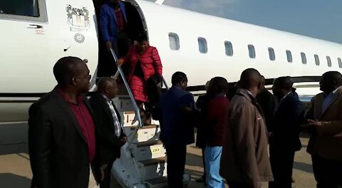 Grace Mugabe returns to Zimbabwe (k2W)