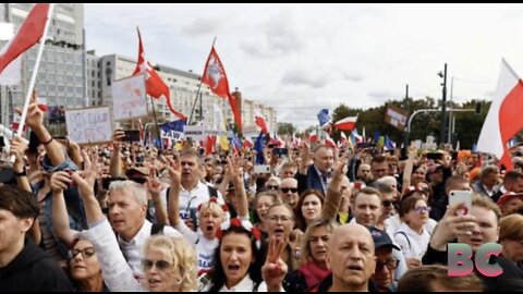 Polish opposition hold huge Warsaw rally ahead of elections