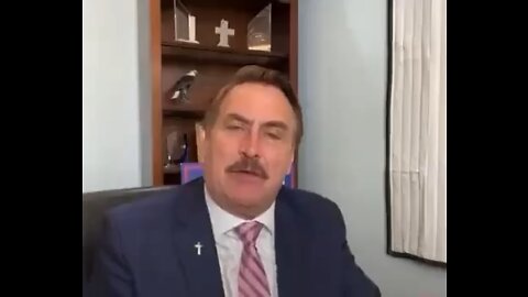 Mike Lindell reacts to being raided by the FBI…