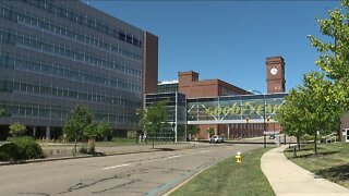 Watch Goodyear tire workers rally after Trump's call for boycott of Akron company