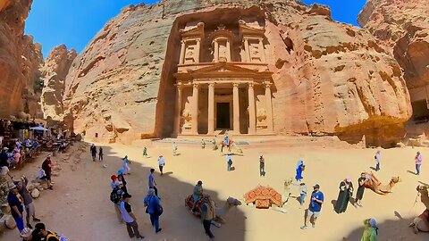 Petra Entry