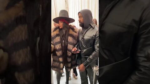 Ye and Erykah Badu backstage at the Burberry show at #LFW