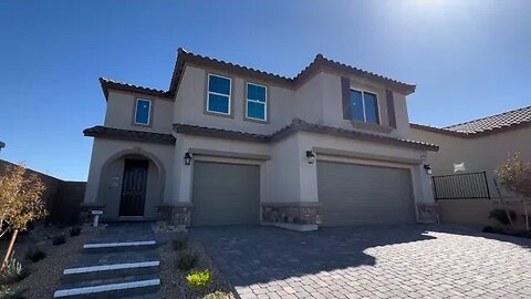 Stunning model home northwest Las Vegas over 3100 sq ft 3 car garage!