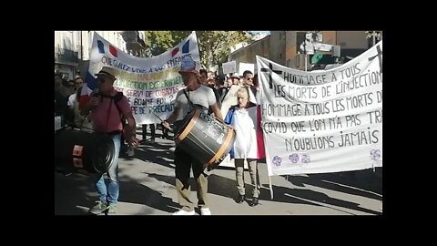 "A Verdade! Não Toque Nas Nossas Crianças!" Aix-en-Provence 23/10/21