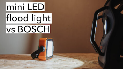 Mini LED flood light for filming, camping, emergencies with an impressive battery runtime [4K]