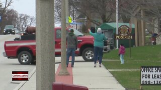 New Holstein law enforcement partake in children's birthday parade