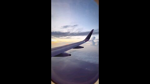 QATAR airways flight