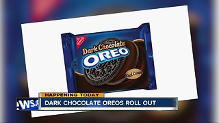 Dark chocolate Oreos roll out