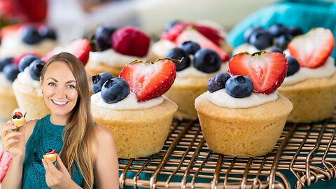 Cheesecake Bites in Sugar Cookie Cups