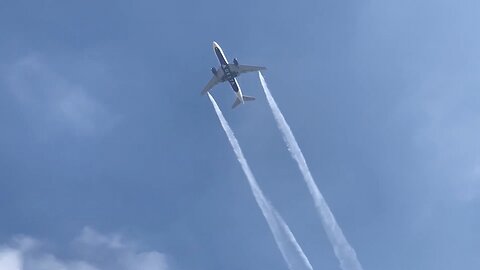 Delta Plane Dumps Fuel Over L.A. County Schools, Injuring At Least 50