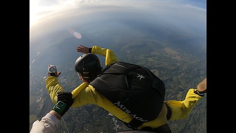 Skydiving Cat-A (1st jump)