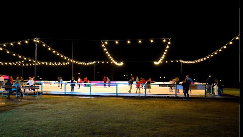 Small Town Americana ~ Ice Skating Christmas 2020 gentle Ambience.