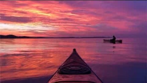 Coucher de soleil magnifique sur une plage de Croatie