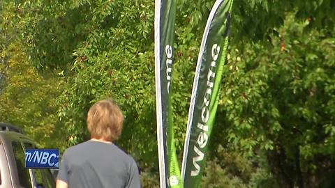 Move in day for UW-Green Bay students