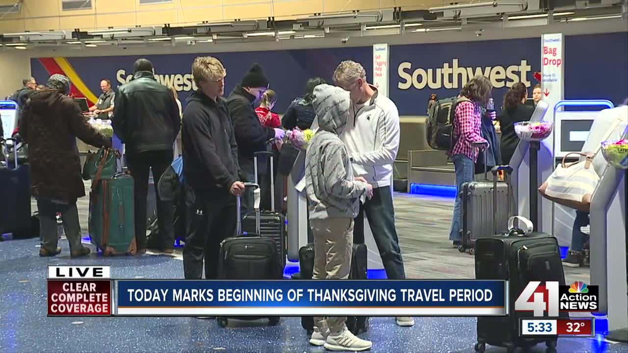 Friday marks beginning of Thanksgiving travel period