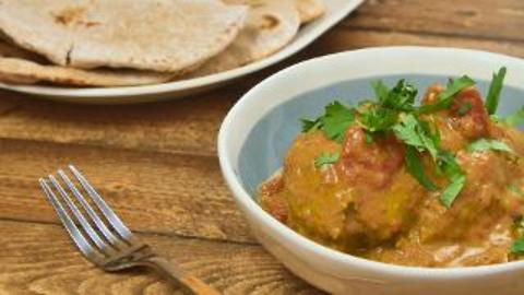 Slow Cooker Creamy Tomato Indian Chicken