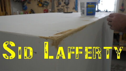 Daily vlog #248. I will buy wood filler from now on, instead of DIY wood glue and sawdust.