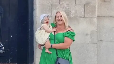 Cutest visitor to horse guards #horseguardsparade