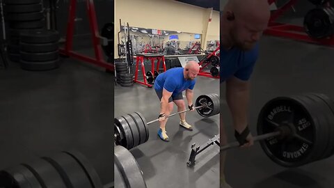 PR 545 deadlift. no belt. #dadbod #deadlift #workout #lifting #oldmanstrength