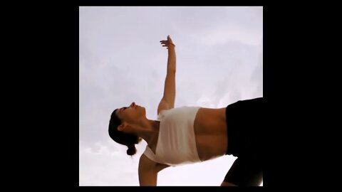 Yoga Woman | Ocean Yoga #yoga #shorts #short #music #meditation #health #peace 50 Seconds #4