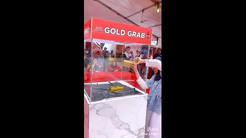 GOLD GRAB IN DUBAI | she won 12kg gold #dubailife #12kggold #viralvideo