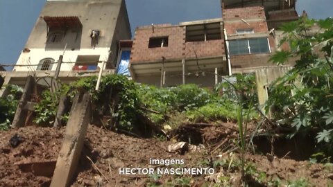 "SOS buracão": parceria ajuda comunidade do morro do carapina em Gov. Valadares