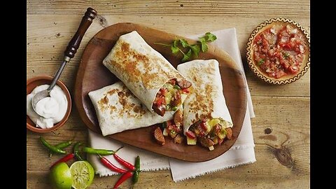 PAPRIKA CHICKEN & CHORIZO WRAP