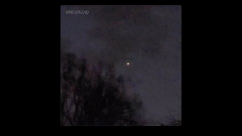 A luminous orb hovers in the sky and changes color! #uap #ufosigth #aliens