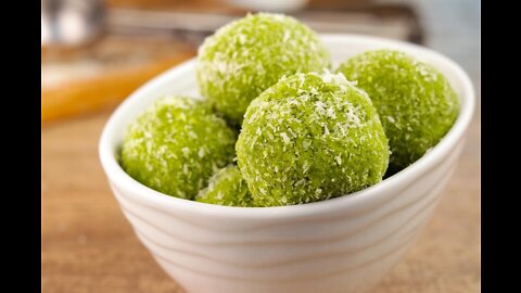 Coconut Matcha Fat Bombs