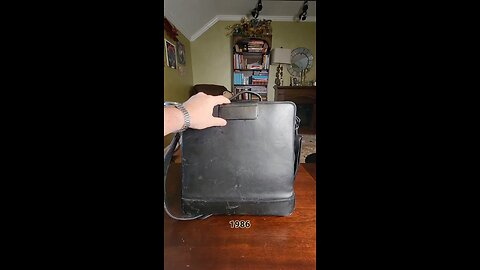 Vintage portable computer from 1986