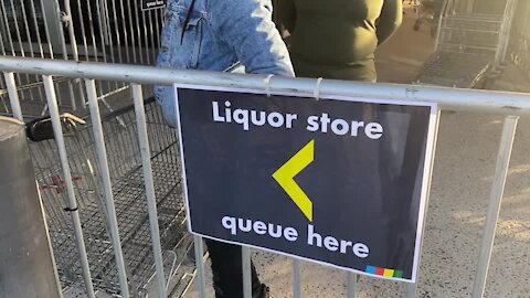 SOUTH AFRICA - Cape Town - Coronavirus - Liquor sales re-open under lockdown 3(Video) (YD3)